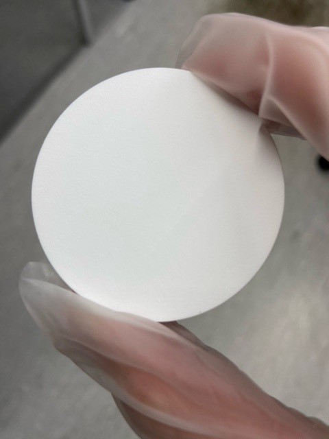 Clean reflectance standards. Precise measurement results.